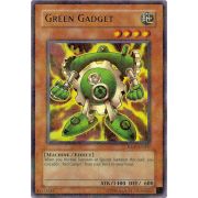 HL05-EN002 Green Gadget Holographic Rare